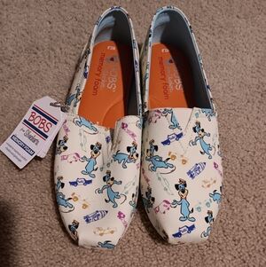 Bobs From Skechers Women Multi Color Slip On Cartoon Design Loafers. W7.5